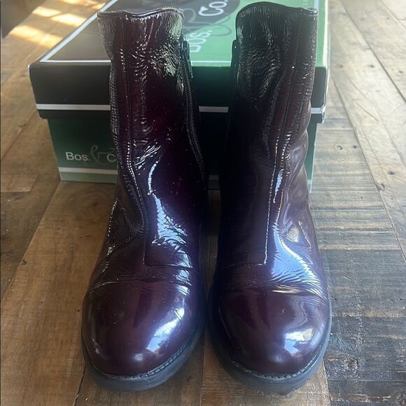 Bos. & Co. Red Shoes - Picture 4 of 9